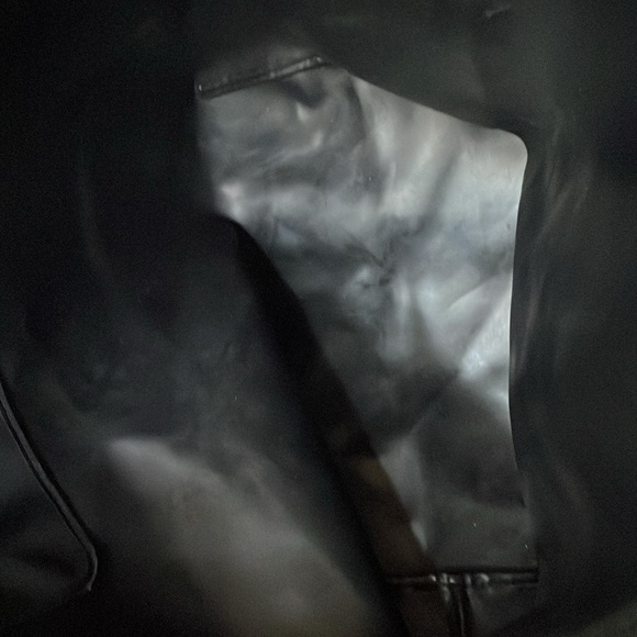 Elegant Black Tote Bag Longchamp - Picture 6 of 11